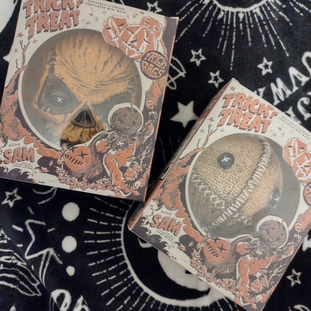 Trick R Treat Sam mini masks